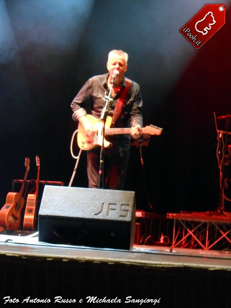 Tommy Emmanuel durante le prove