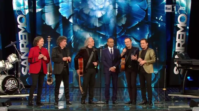 I Pooh sul palco di Sanremo con Carlo Conti