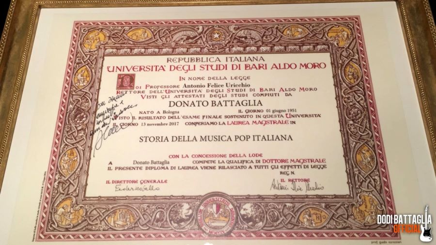 La pergamena consegnata a Dodi Battaglia La pergamena consegnata a Dodi Battaglia
