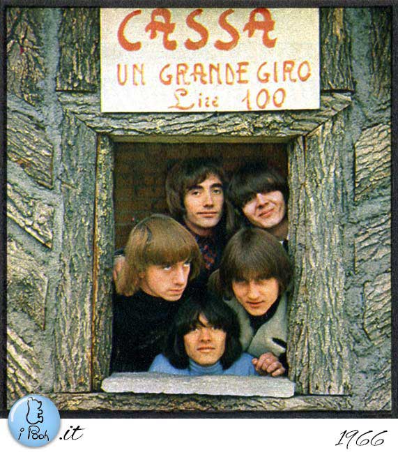 1966 - Località sconosciuta. Da sinistra: Mario Goretti, Mauro Bertoli, Valerio Negrini, Roby Facchinetti, Riccardo Fogli